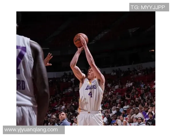 生涯之夜！今年30号秀尼德豪泽轰16分6篮板